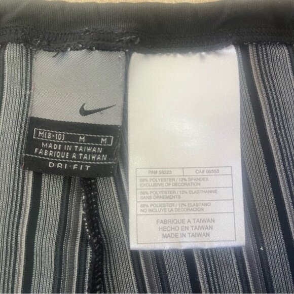 Nike Striped Stretch Pull On Capris - Picture 6 of 10